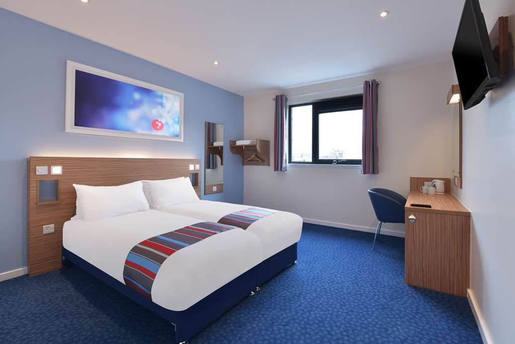 Travelodge Stoneycroft 3*