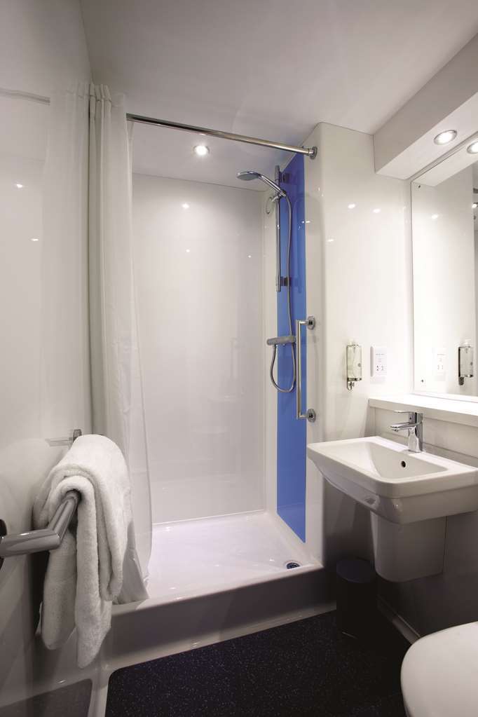 Travelodge Stoneycroft Hotel